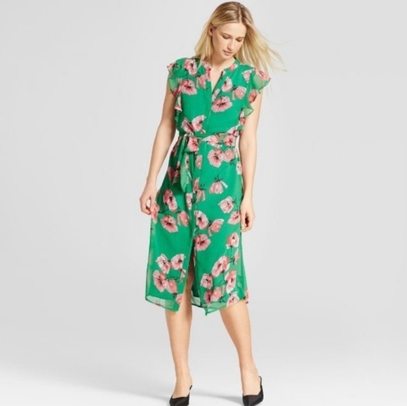who what wear green floral dress ASTR the Label Ayanna Dress in Green